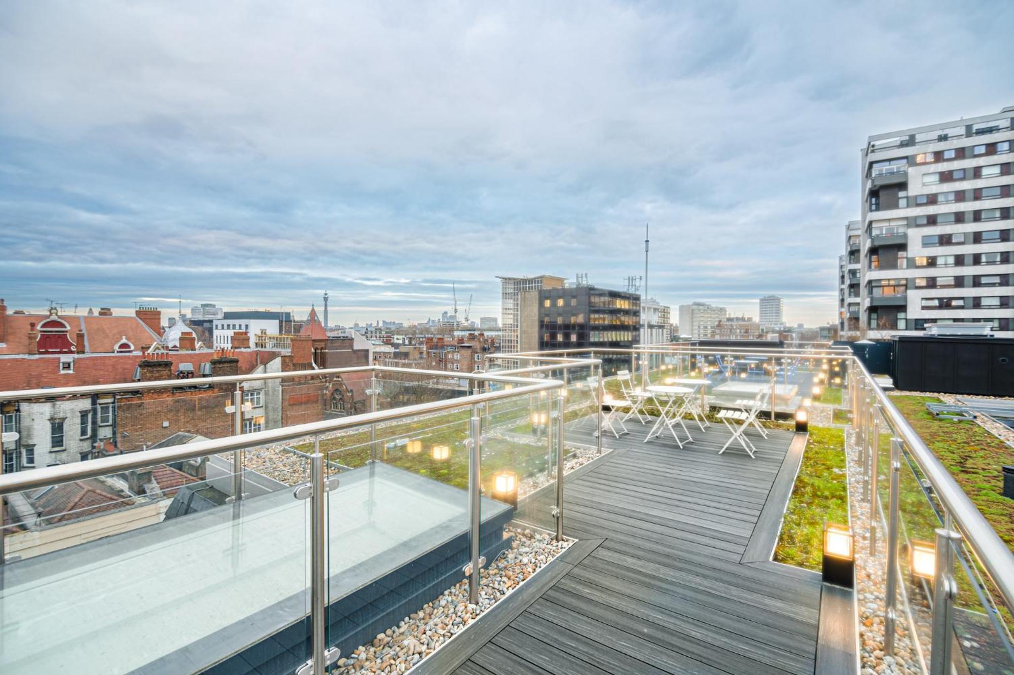 Elegant 3-Bedroom Penthouse In Marble Arch 70 London Exterior foto
