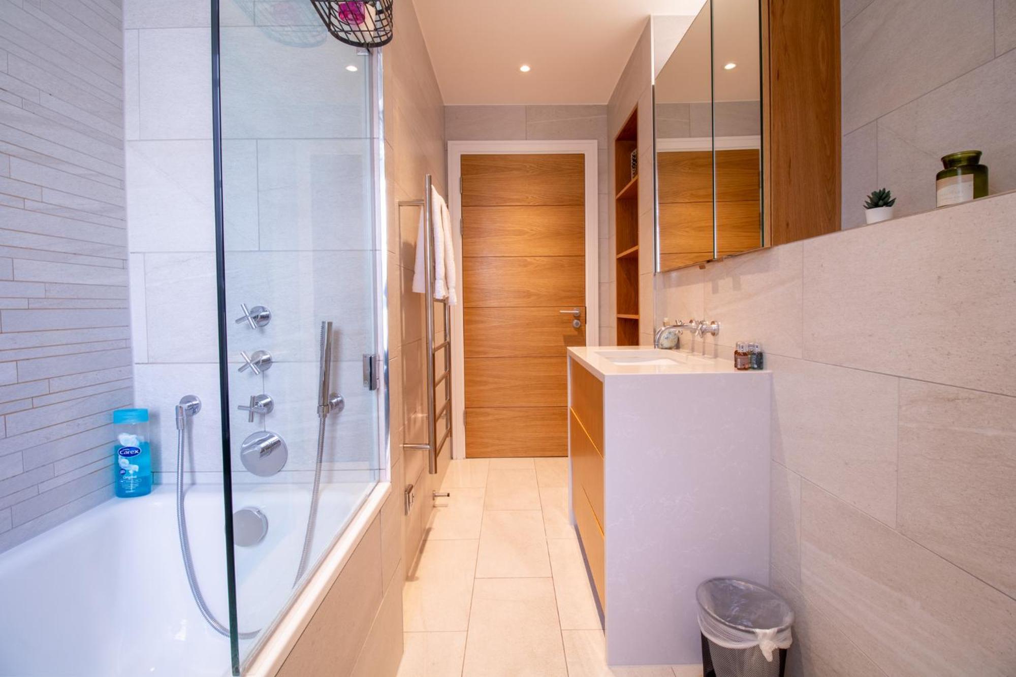 Elegant 3-Bedroom Penthouse In Marble Arch 70 London Exterior foto