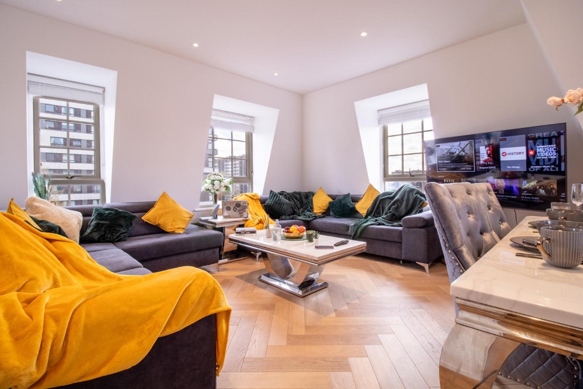 Elegant 3-Bedroom Penthouse In Marble Arch 70 London Exterior foto
